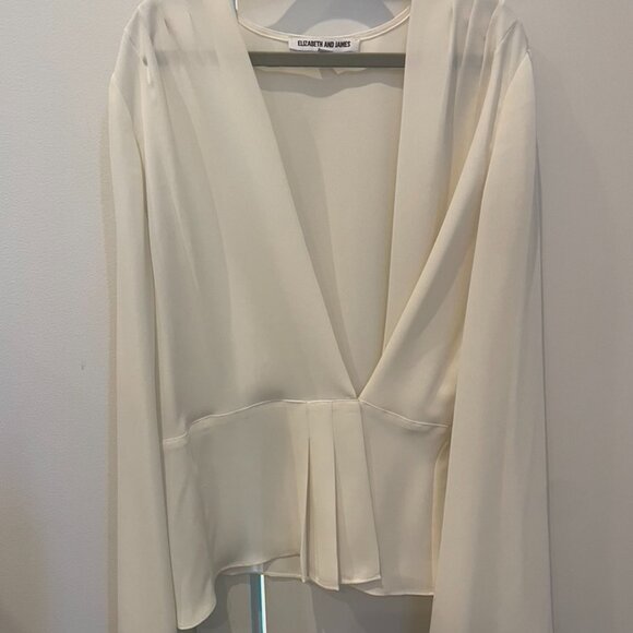 NWOT's Elizabeth and James Layla Wrap Blouse - Picture 5 of 7